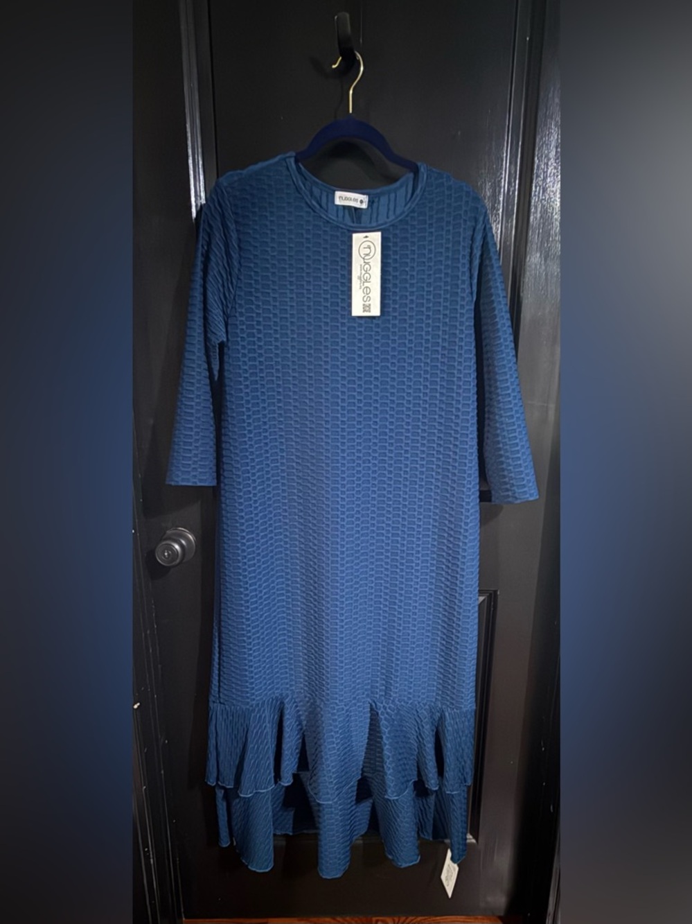 Nuggles Women's Textured Navy Midi Dress. NWT.